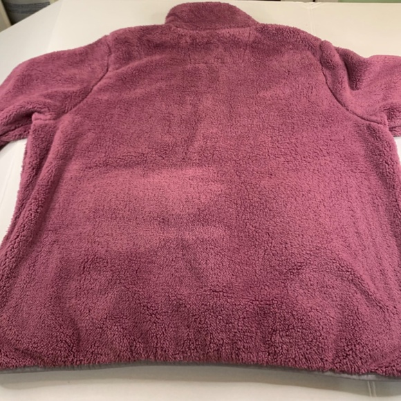 Carhartt outerwear sport women’s loose fit fleece pullover in huckleberry - Picture 2 of 12